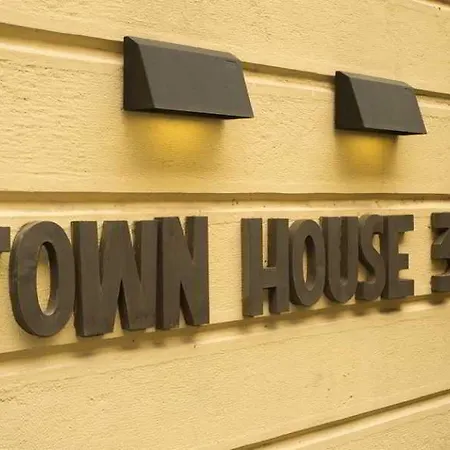 Town House 31 Hotell